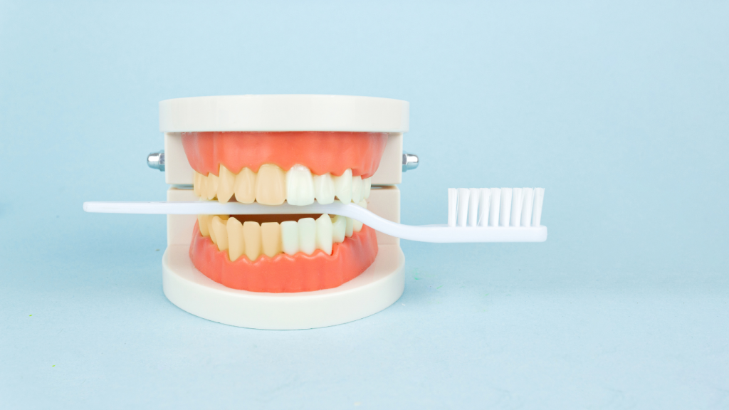 Σκούρο Χρώμα στα Δόντια;